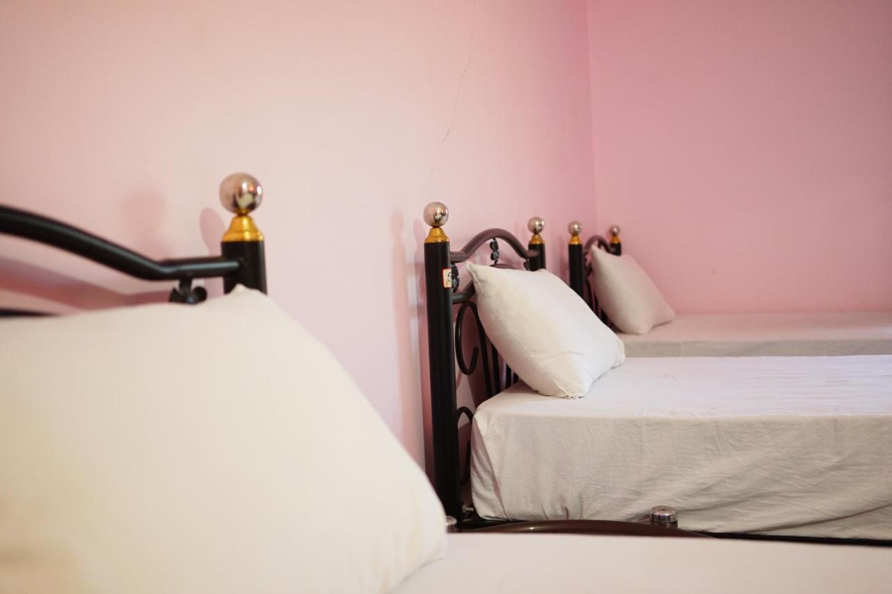 Rainbow Lining Hostelsパロレム エクステリア 写真